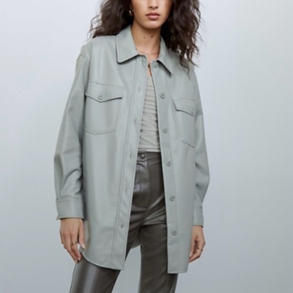 Sz XS ARITZIA Wilfred The Ganna Oversized Vegan Leather Shirt / Jacket in Grey